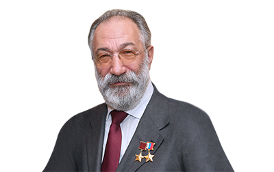Президент Ассоциации полярников Артур Чилингаров празднует день рождения