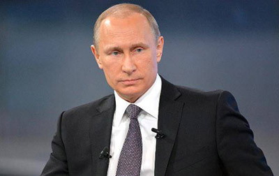 Владимир Путин поздравил Артура Чилингарова с Днем России