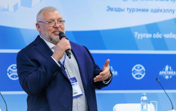 Президент АСПОЛ Михаил Слипенчук рассказал о символичности встречи Путина и Трампа в Арктике 